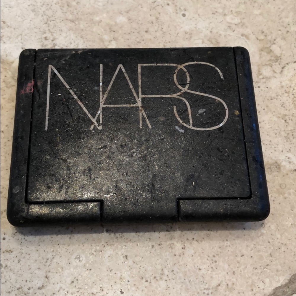 Nars outlaw blush